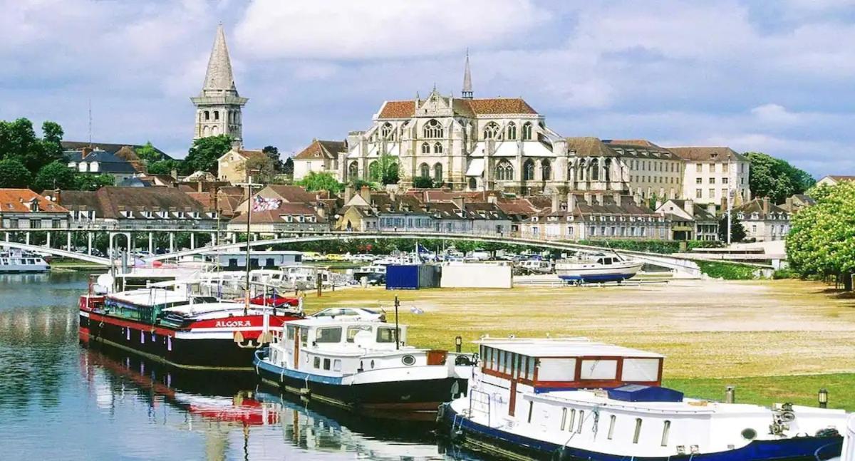 Maisons Cosy De Village Gurgy Bagian luar foto